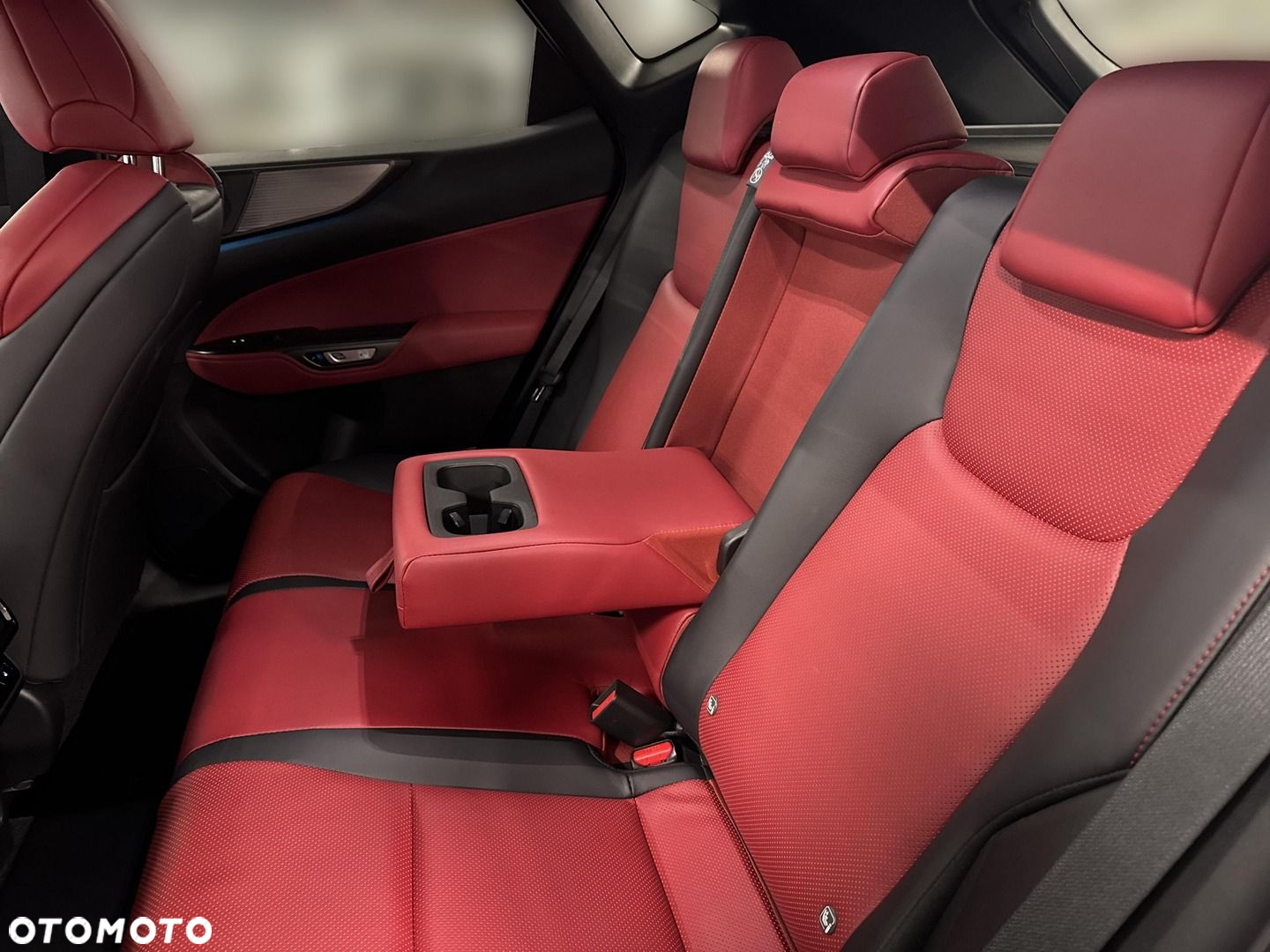 Lexus NX - 11