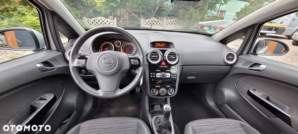 Opel Corsa - 21