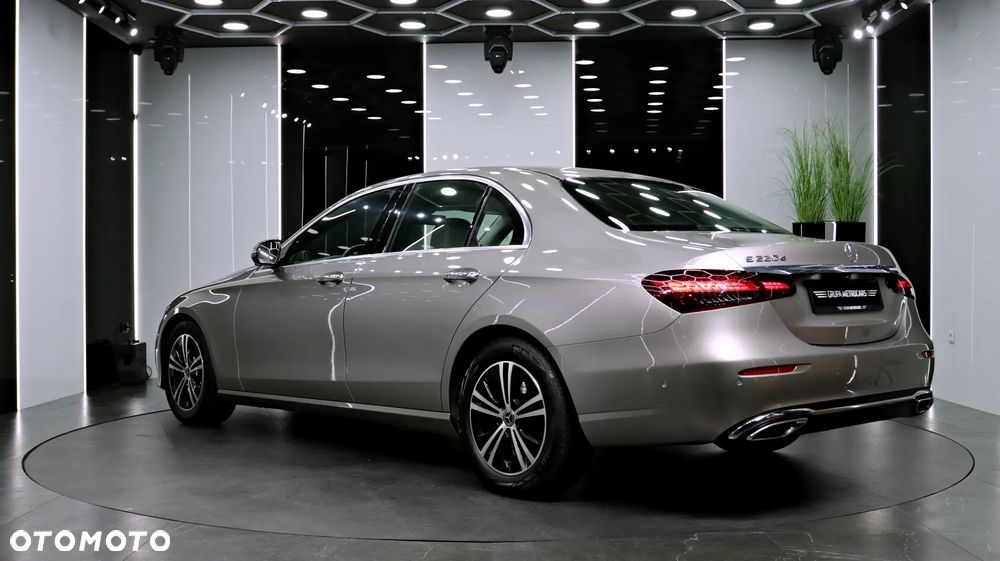 Mercedes-Benz Klasa E 220 d - 5