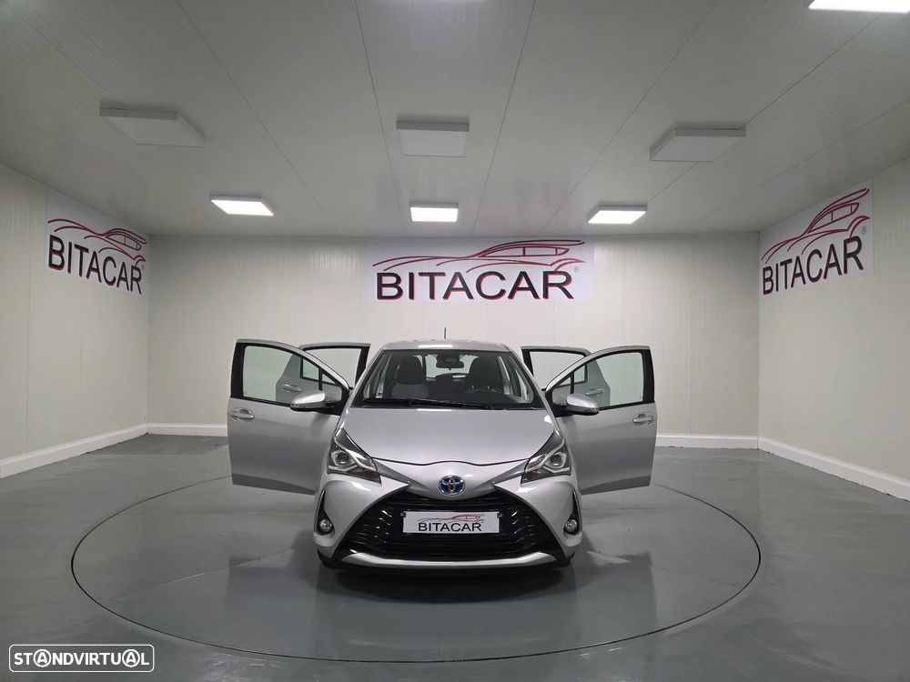 Toyota Yaris 1.5 HSD Comfort +P.Style+P.Techno - 16