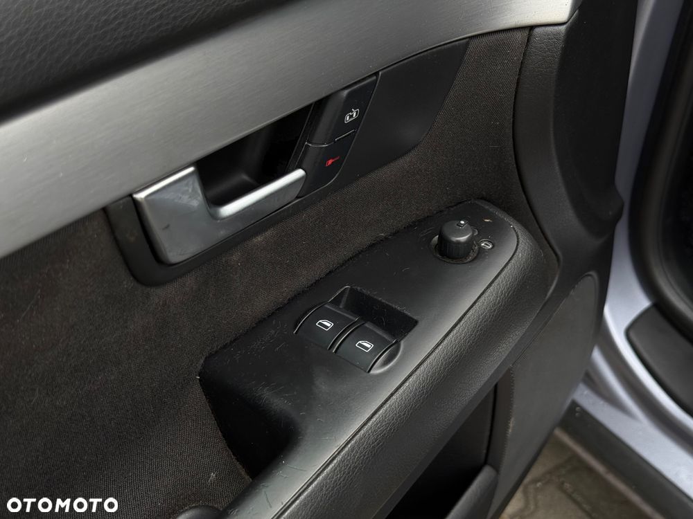 Audi A4 Avant 2 - 16