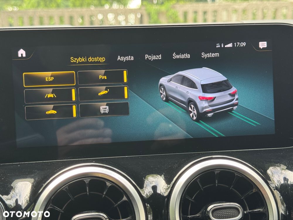 Mercedes-Benz GLA 180 d Business Edition - 21