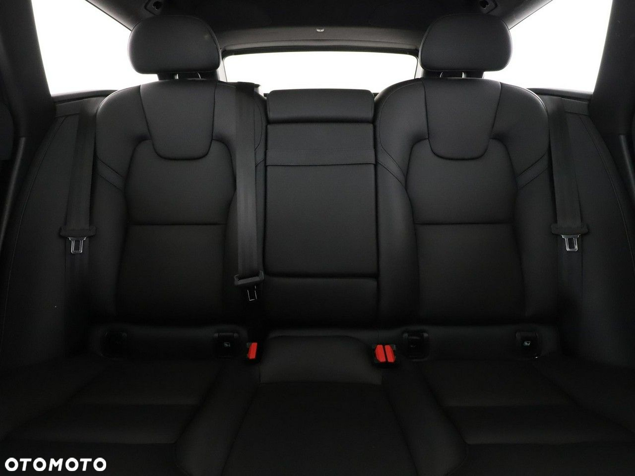 Volvo V90 D4 AWD Momentum - 18