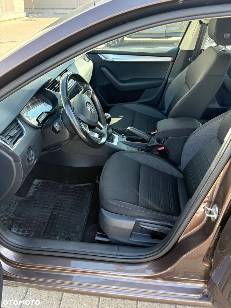 Skoda Octavia 1.4 TSI Ambition - 15