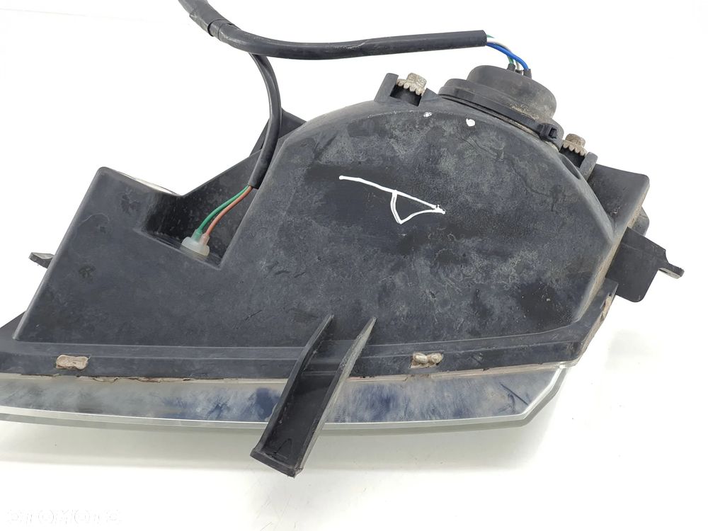 LAMPA PRZOD  PRAWA REFLEKTOR   SMC 700 ARGON JUMBO 700 - 7