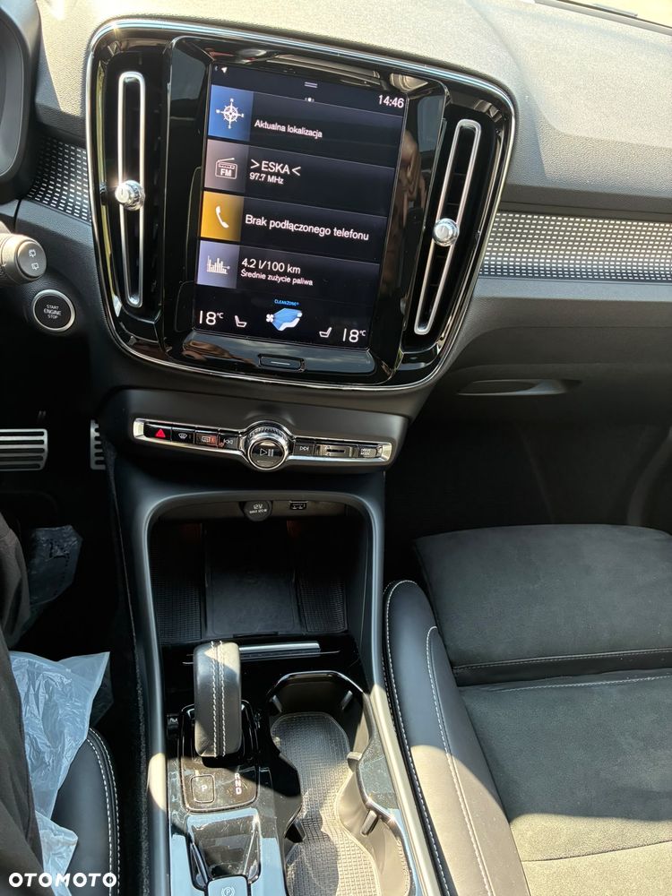 Volvo XC 40 T5 AWD R-Design - 21