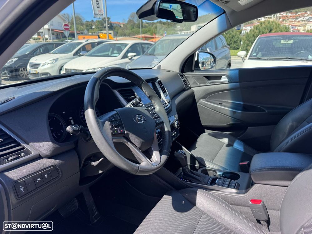 Hyundai Tucson 1.7 CRDi Premium DCT - 10
