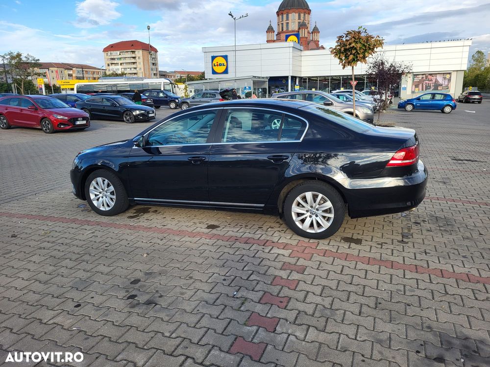 Volkswagen Passat - 13