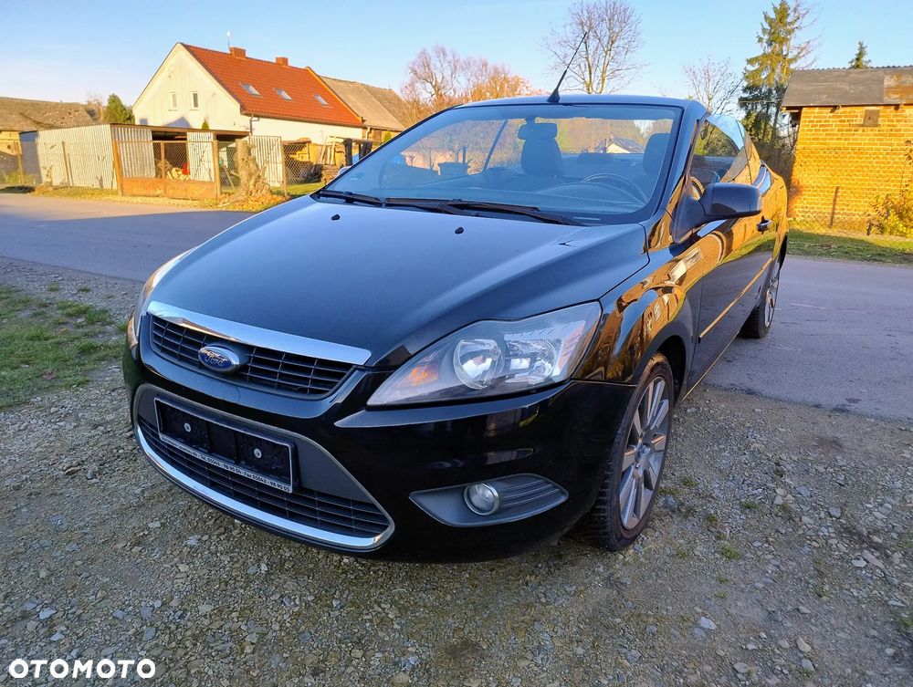 Ford Focus Coupe-Cabriolet 2.0 16V Black Magic - 16