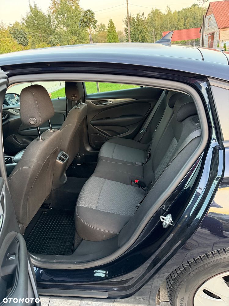 Opel Insignia - 11