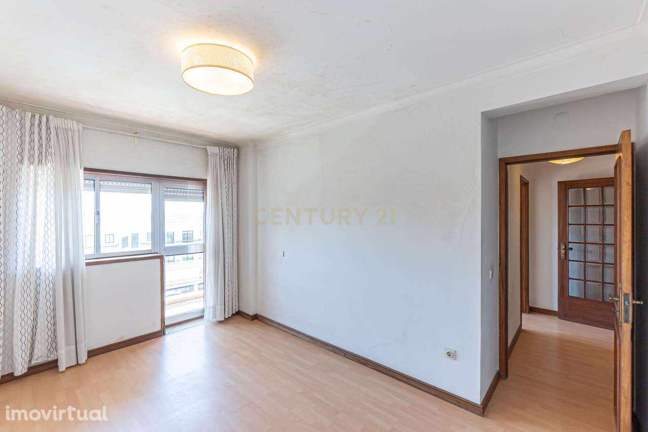 Apartamento T2+1 com Vista Mar, a 1 Minuto da Praia  – Av. Comandante - Grande imagem: 4/32