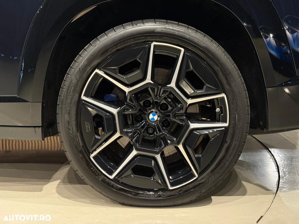 BMW XM - 17