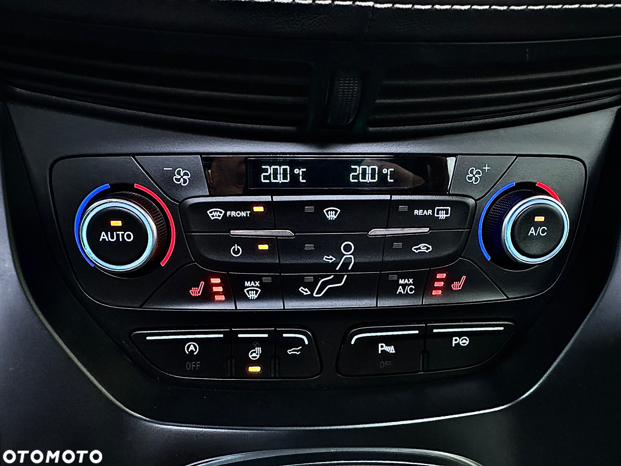 Ford Kuga Vignale 1.5 EcoBoost AWD ASS - 28