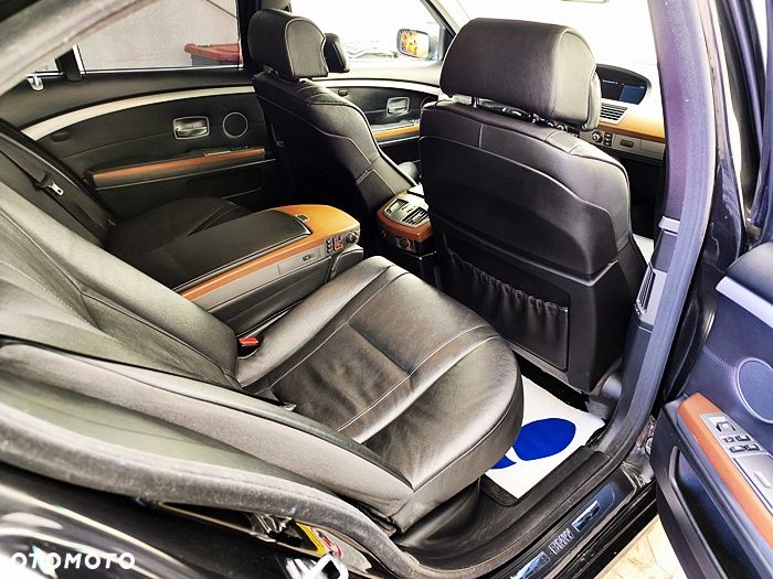 BMW Seria 7 730Ld - 37
