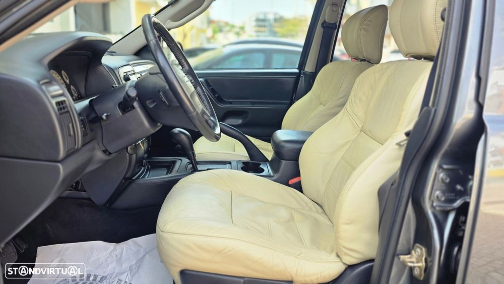 Jeep Grand Cherokee 2.7 CRD Laredo - 9