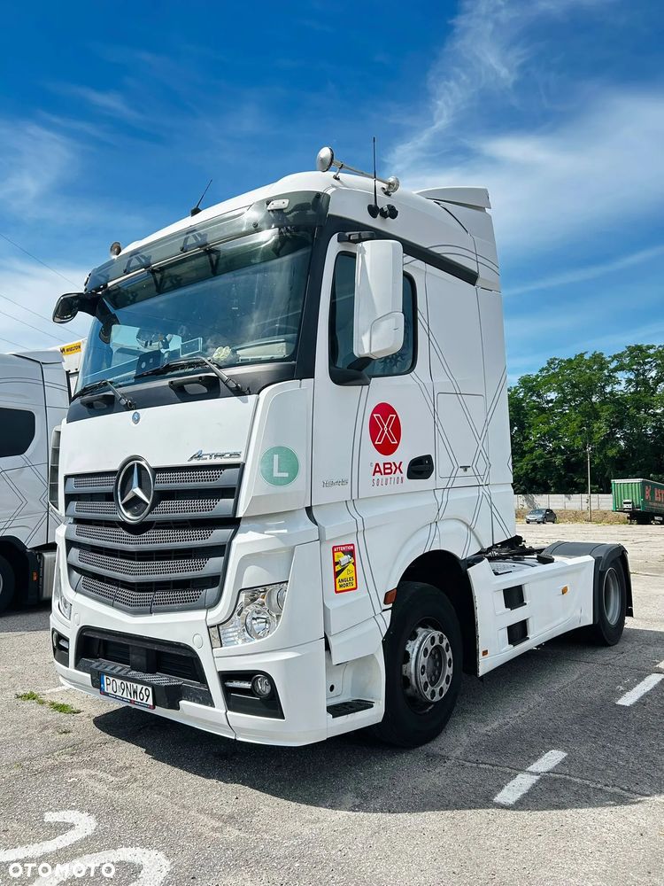 Mercedes-Benz ACTROS - 2
