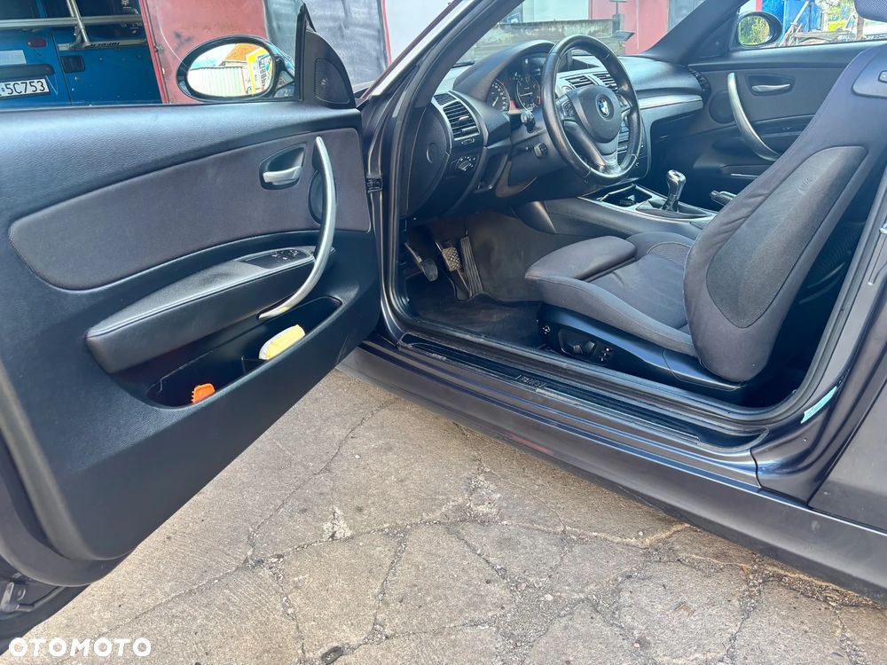 BMW Seria 1 123d - 6