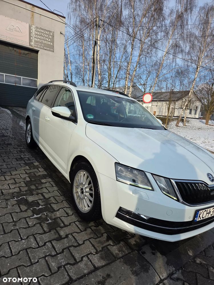 Skoda Octavia 1.8 TSI DSG Style - 3