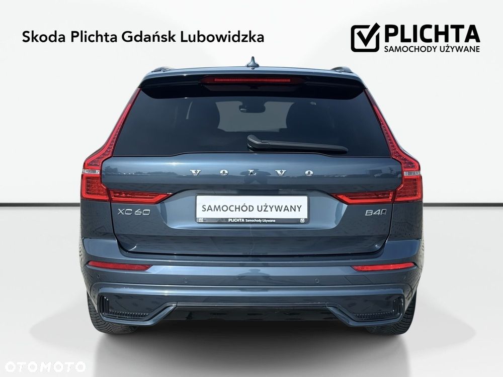 Volvo XC 60 B4 D Momentum - 7