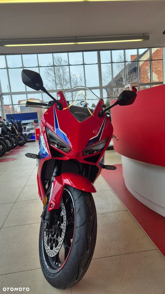 Honda CBR - 4