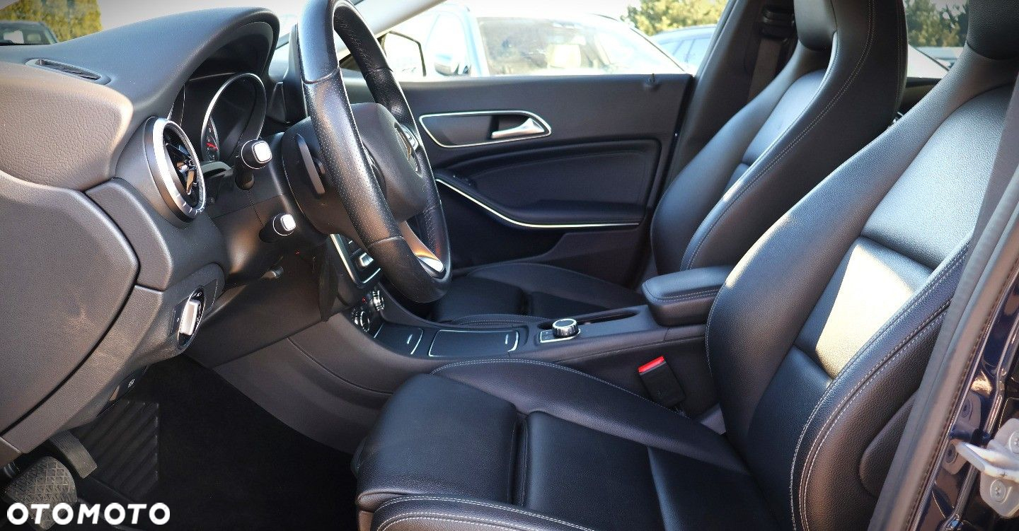 Mercedes-Benz CLA - 15