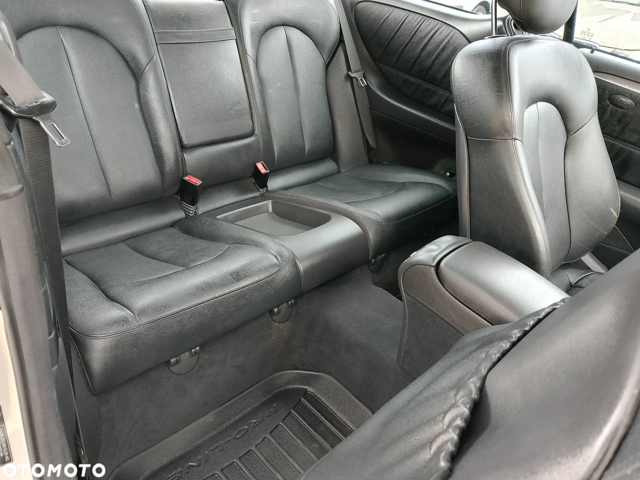 Mercedes-Benz CLK 270 CDI Avantgarde - 7