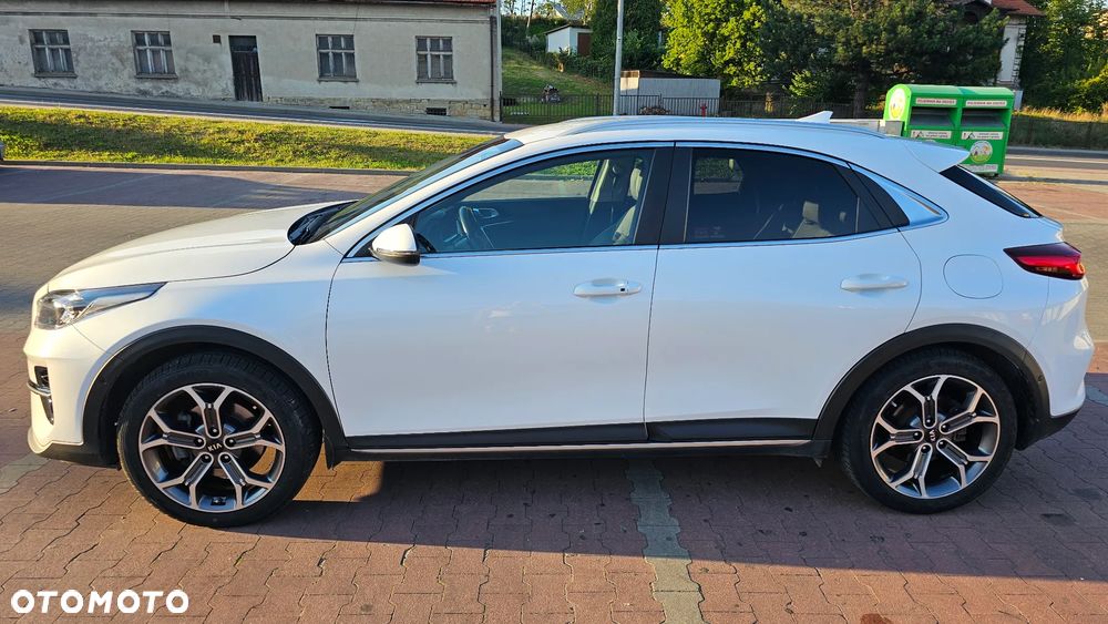 Kia XCeed 1.6 CRDi mHEV L Business Line DCT - 4