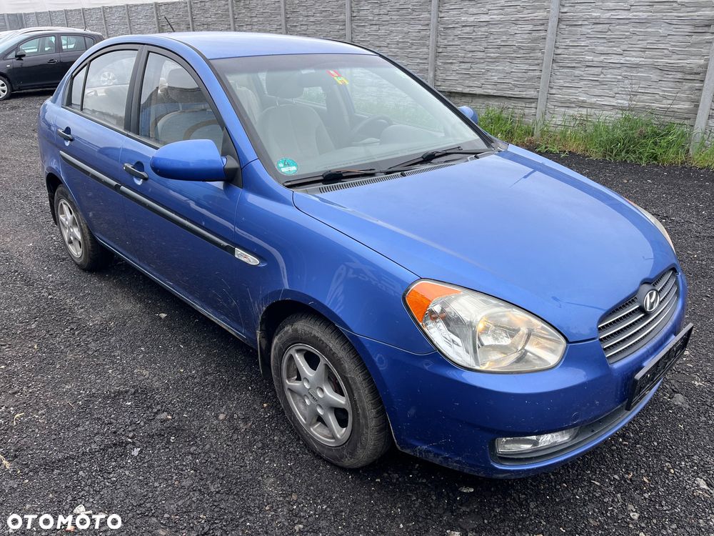 Hyundai Accent 1.5 CRDi Comfort - 1
