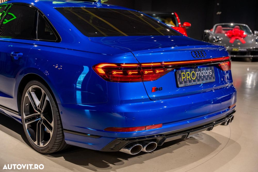 Audi S8 4.0 TFSI quattro Tiptronic - 37