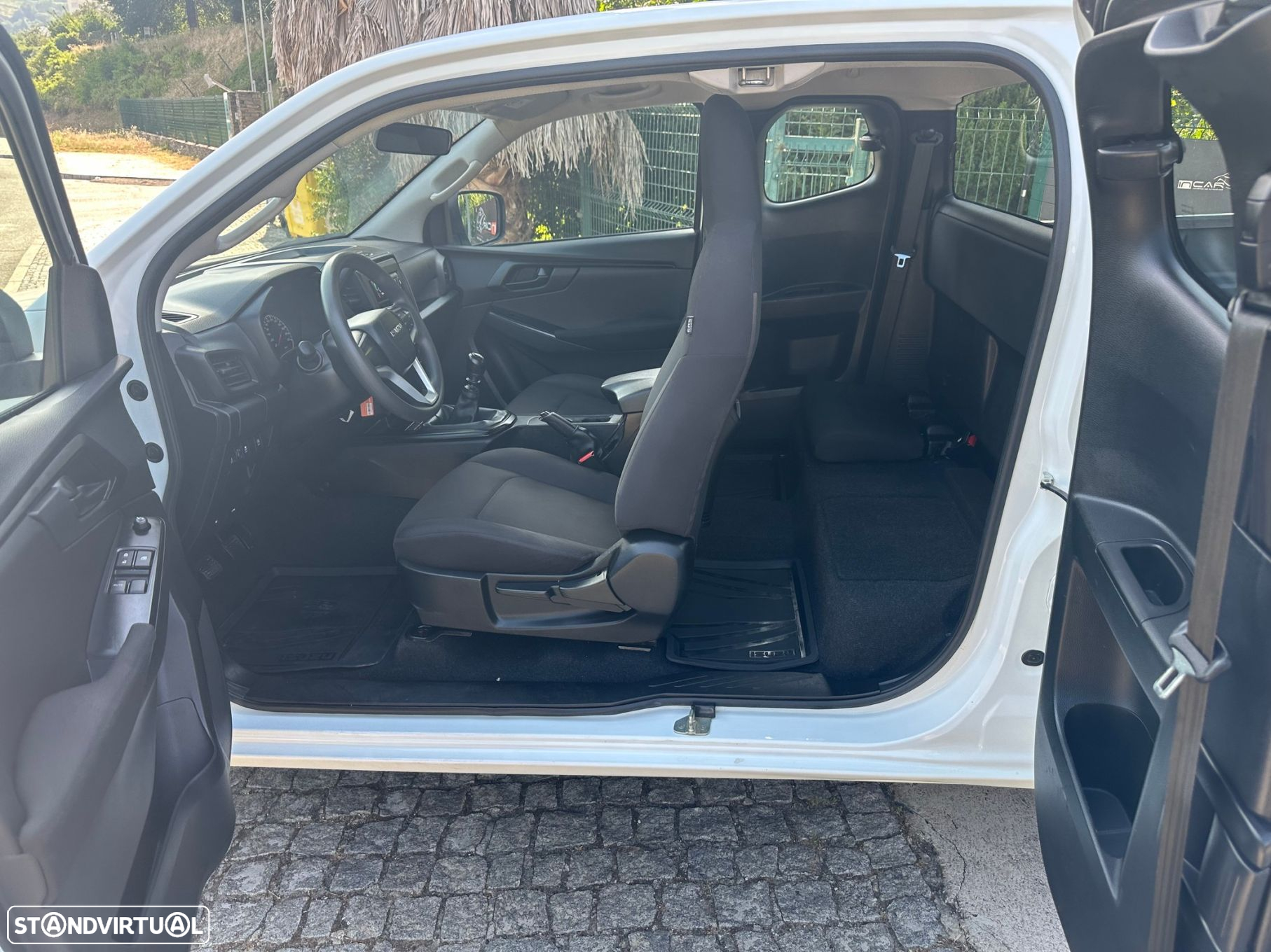 Isuzu D-Max - 8