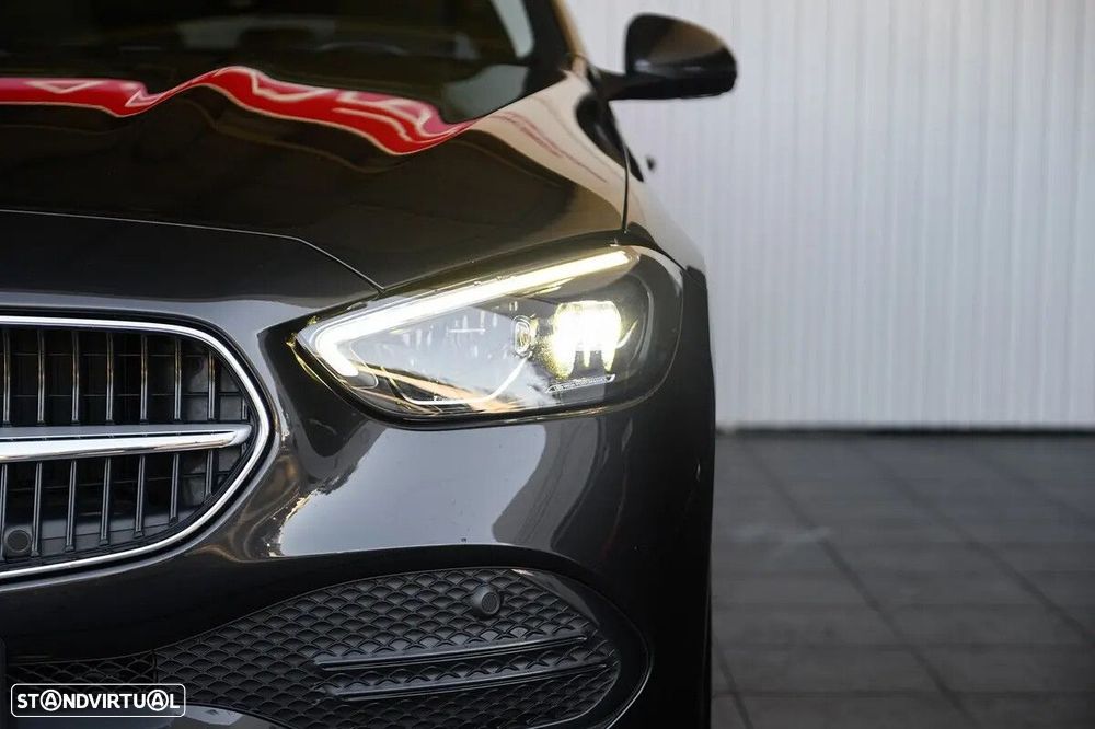 Mercedes-Benz C 300 e AMG Line - 16