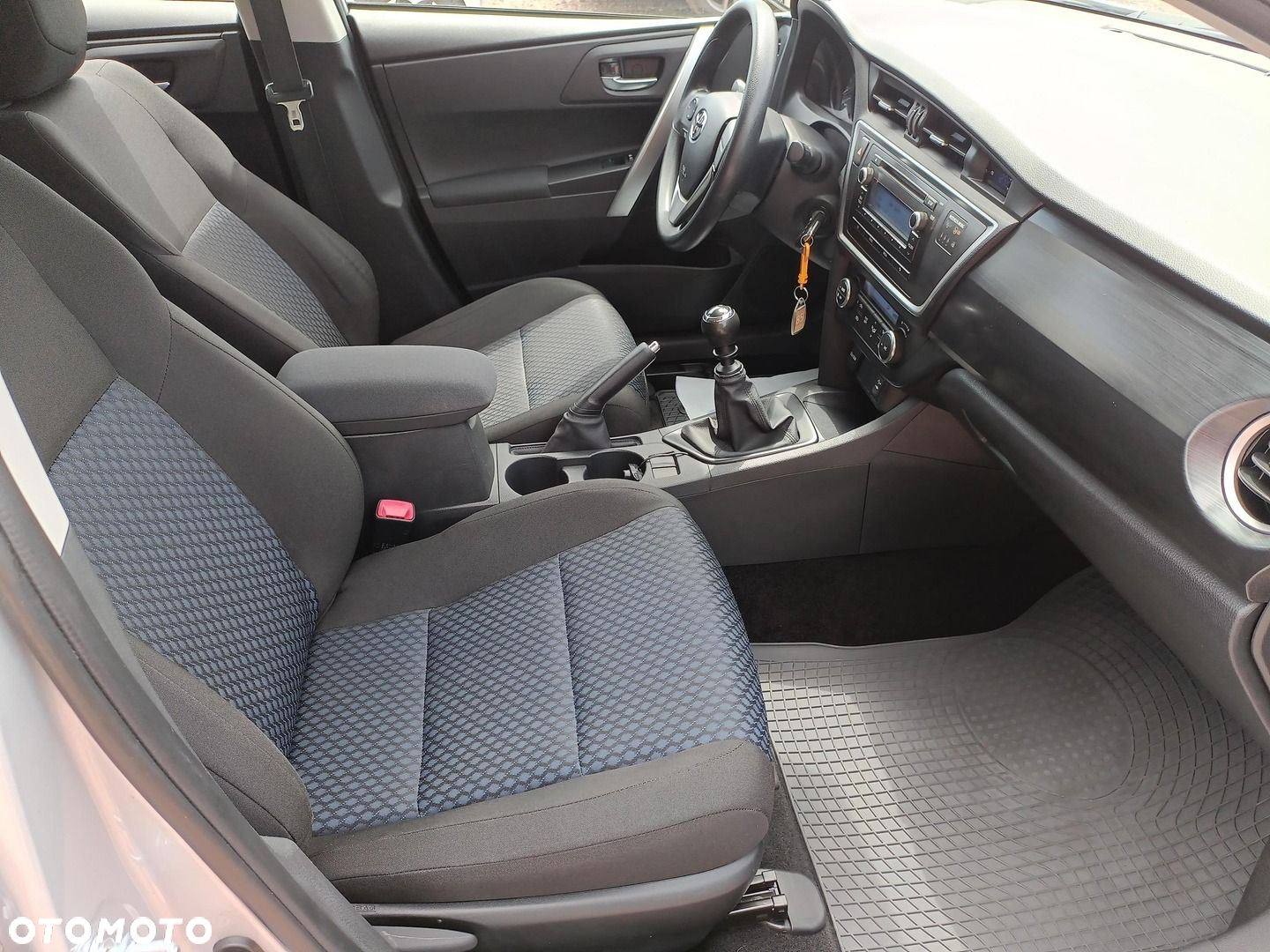 Toyota Auris 1.33 VVT-i Active - 13