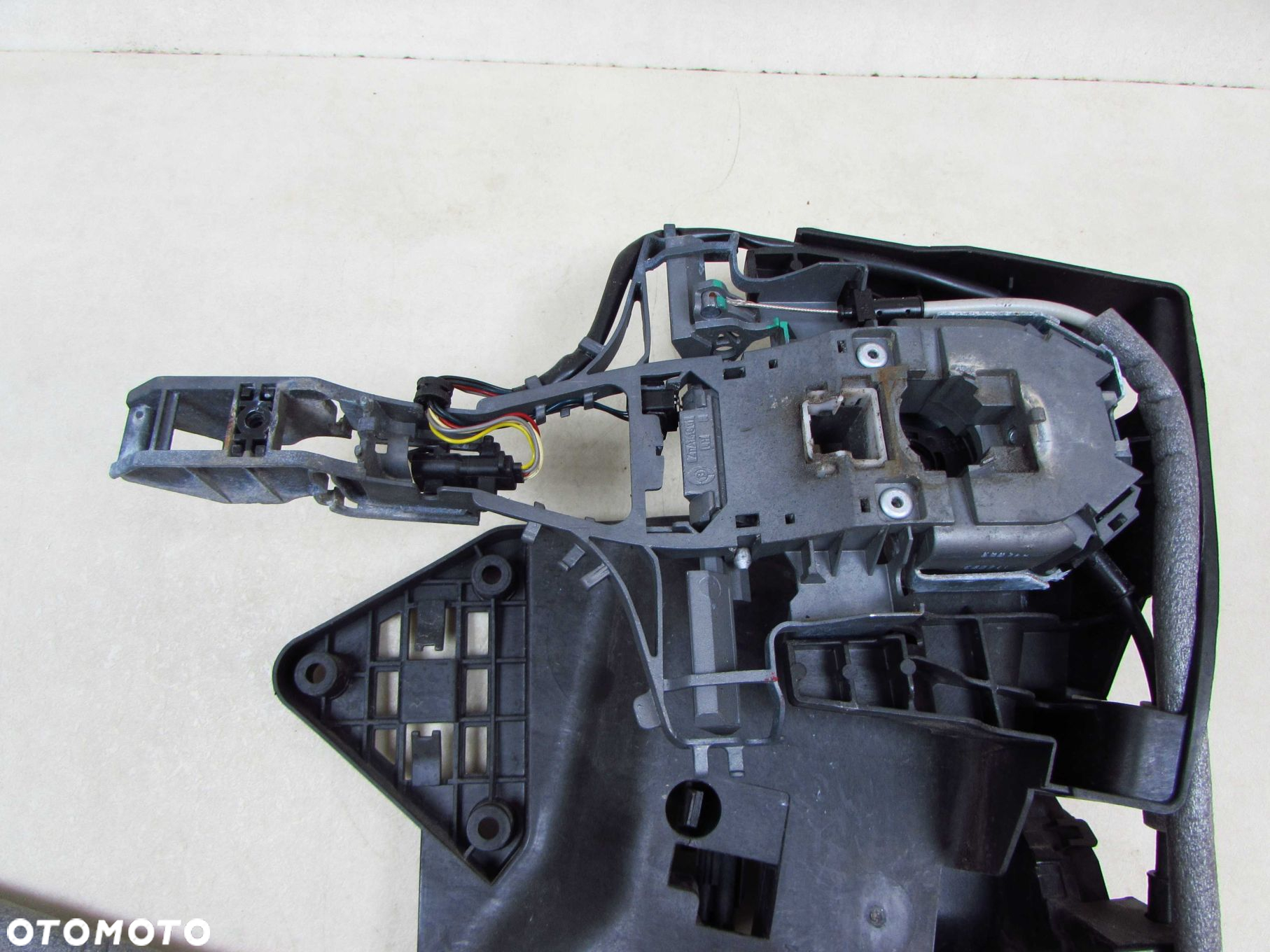 VOLVO V70 III S80 II XC70 III XC60 ZAMEK DRZWI LEWY PRZOD KEYLESS 10 PIN + 4 PIN 31253677 DOCIAG - 3