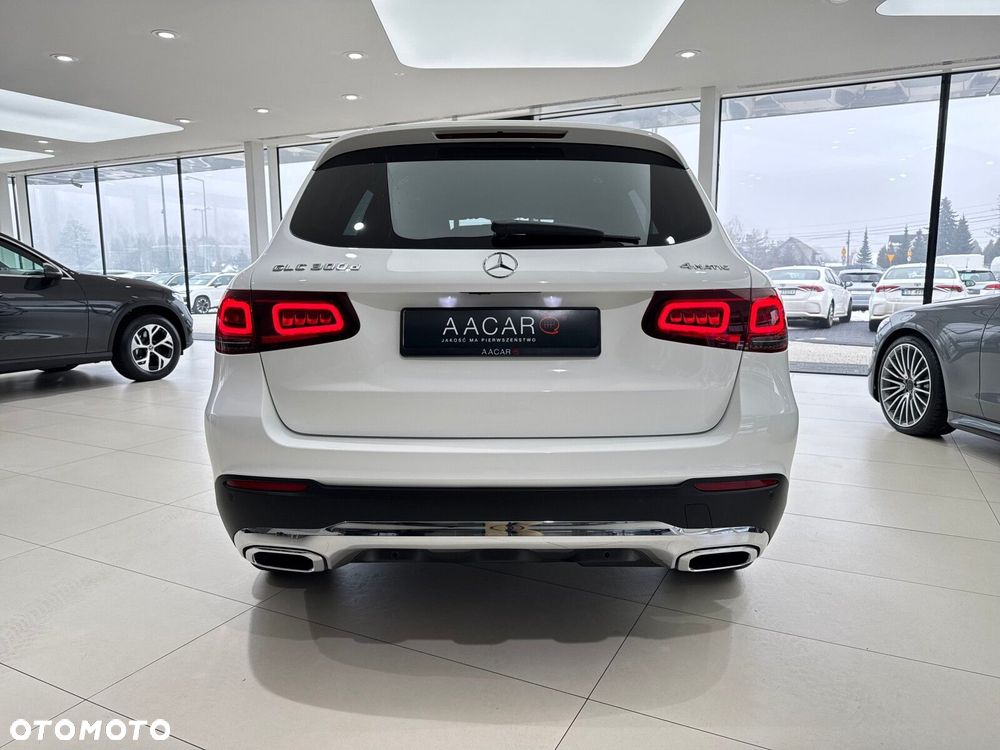 Mercedes-Benz GLC 300 d 4-Matic - 4