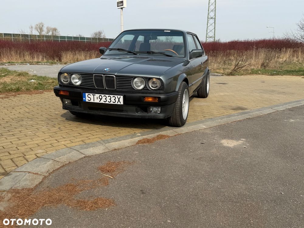 BMW Seria 3 318i - 2