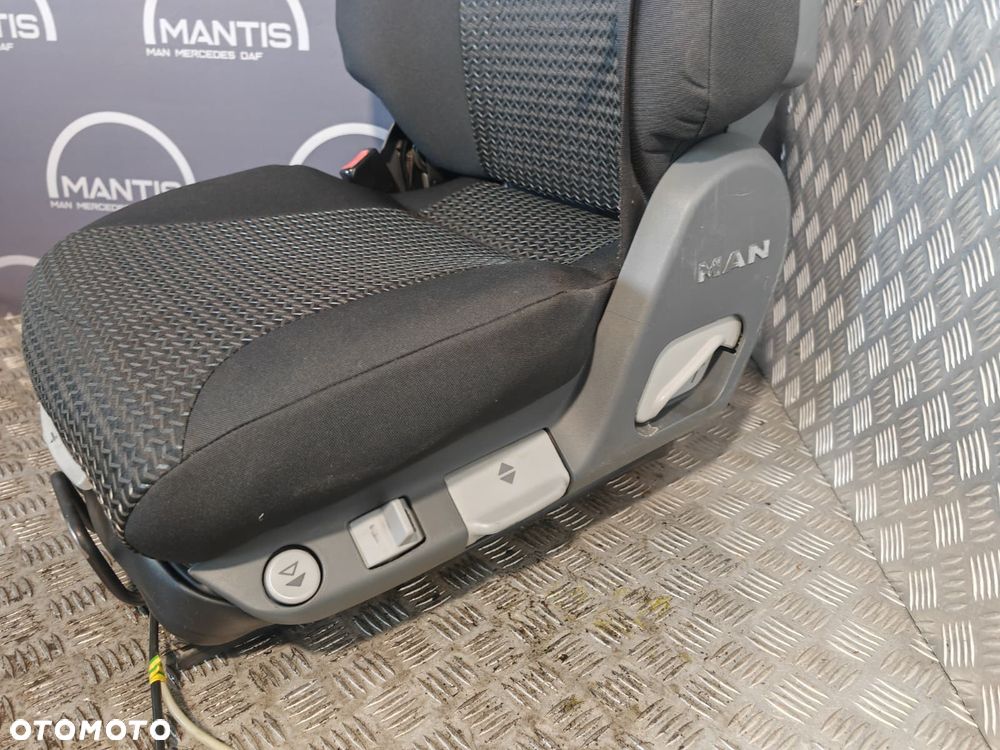 FOTEL SIEDZENIE LEWY KIEROWCY MAN TGX TGS TGA TGL TGM EURO 5 EURO 6 - 5