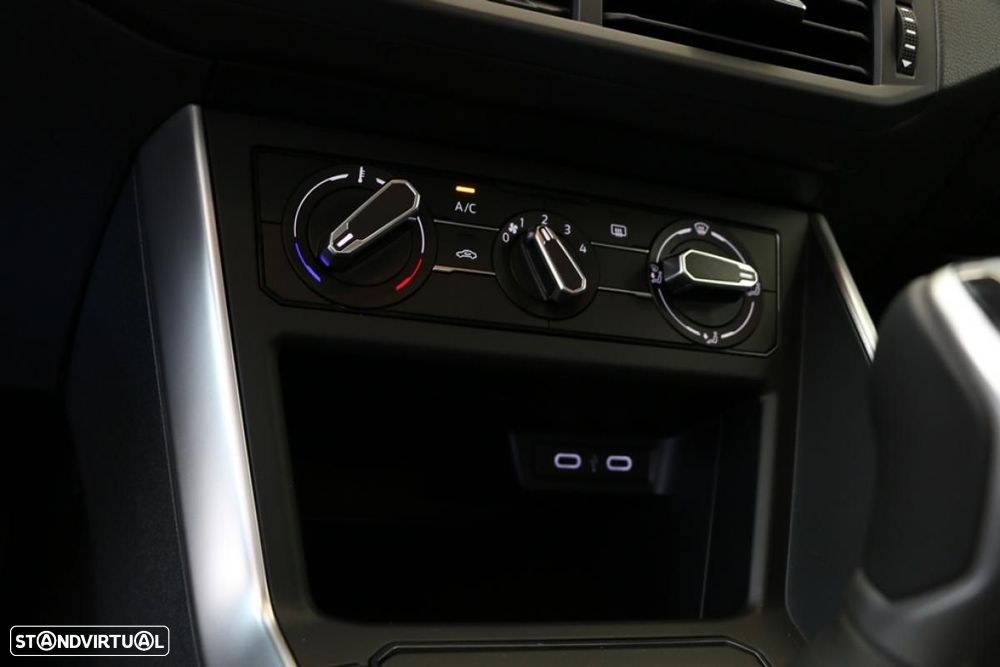 VW Polo 1.0 TSI Urban - 20