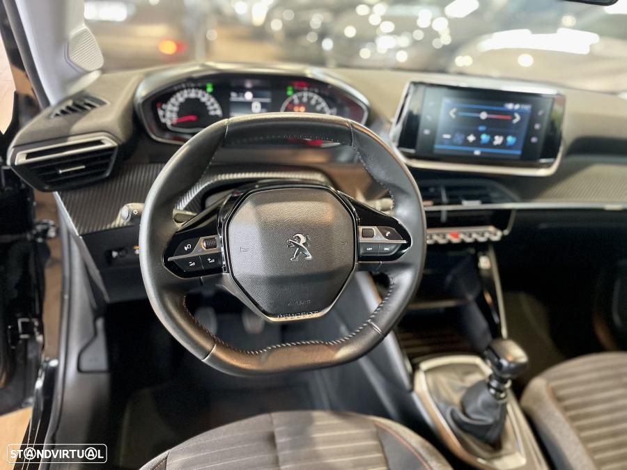 Peugeot 208 1.2 PureTech Active Pack - 11