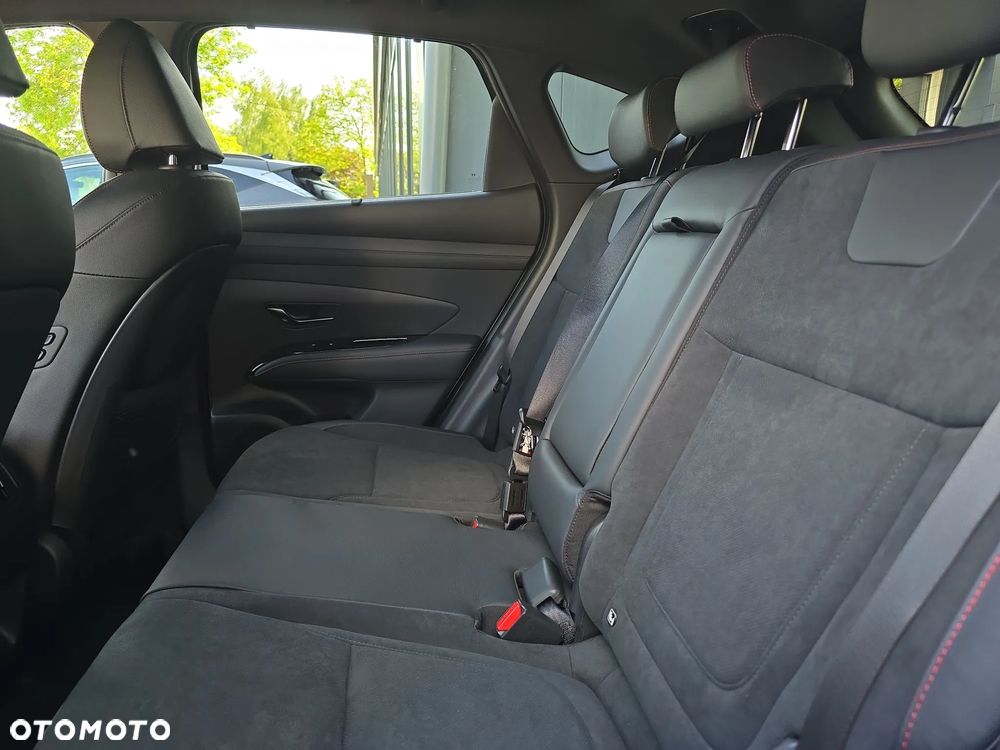 Hyundai Tucson 1.6 T-GDi HEV N-Line 2WD - 16