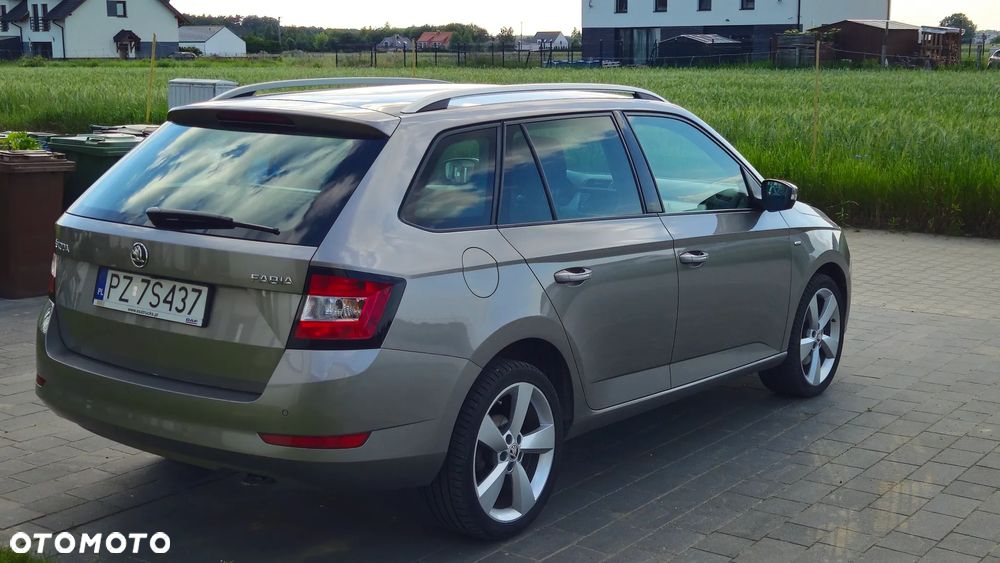 Skoda Fabia 1.0 TSI Drive - 4