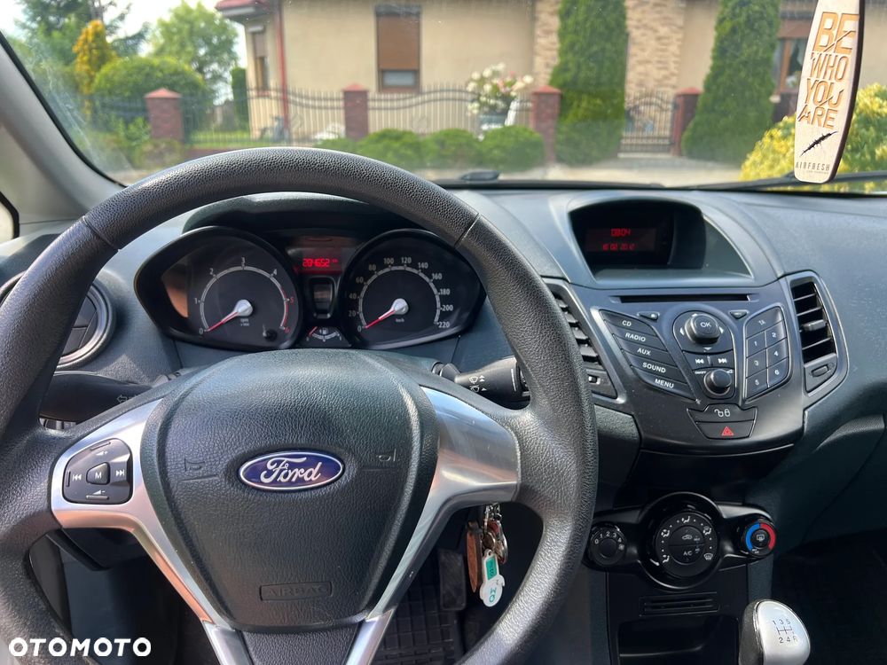 Ford Fiesta 1.4 TDCi Silver X (Ambiente) - 6
