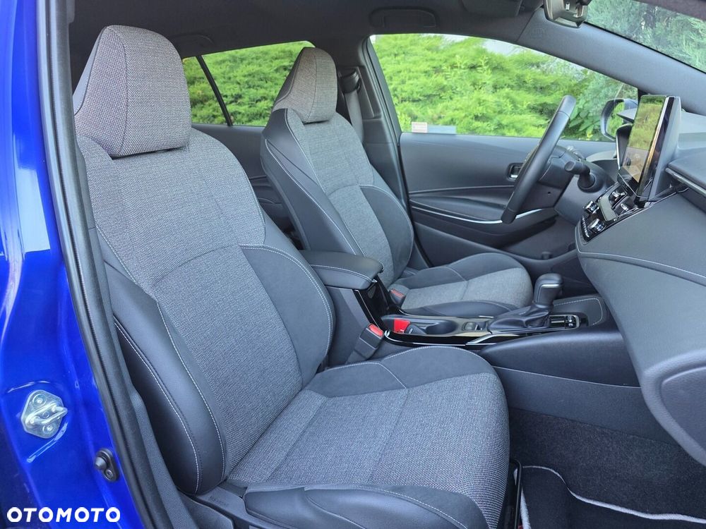 Toyota Corolla 1.8 Hybrid Style - 19