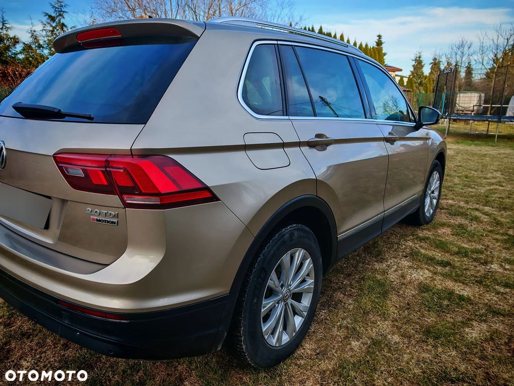 Volkswagen Tiguan - 5