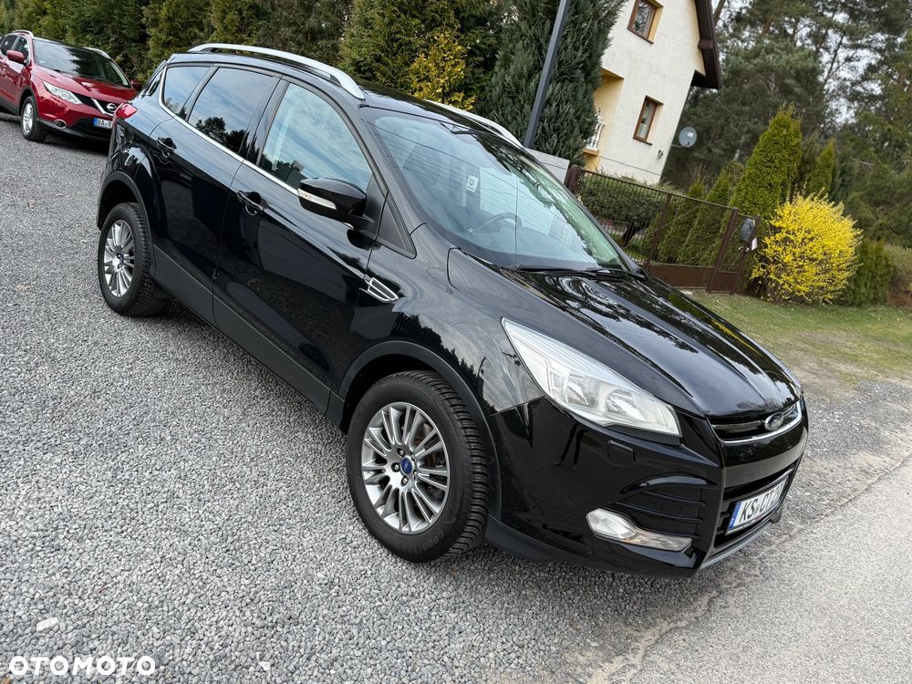 Ford Kuga 2.0 TDCi 2x4 Titanium - 4