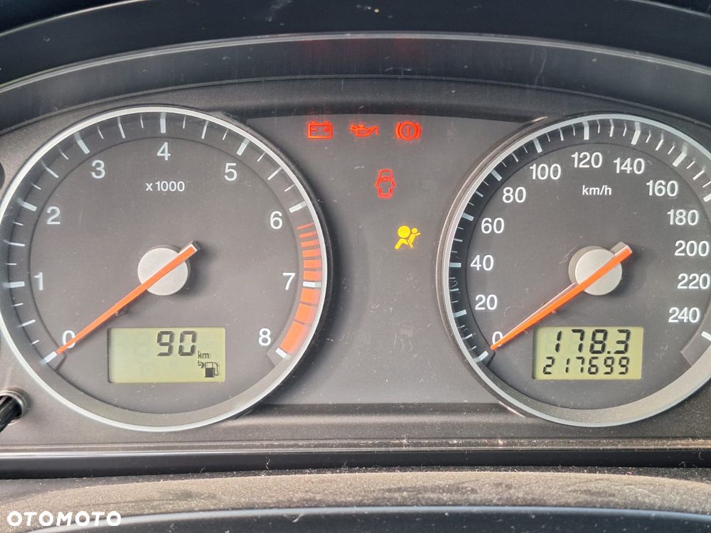 Ford Mondeo 2.5 V6 Ghia - 5