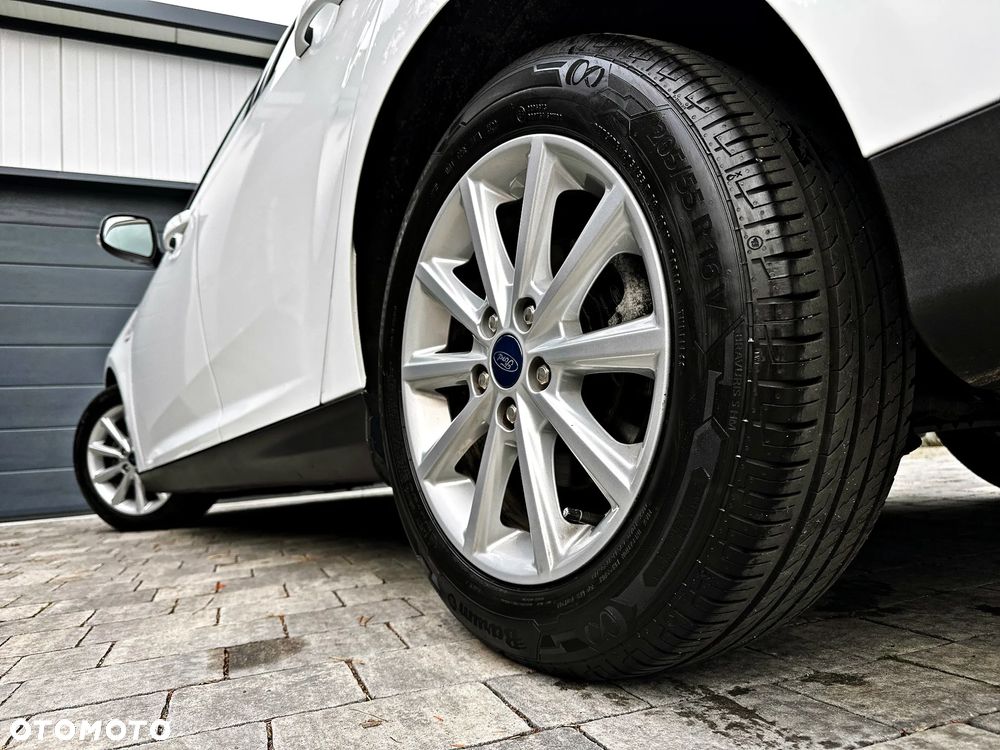 Ford Focus 1.0 EcoBoost Start-Stopp-System TITANIUM STYLE - 36