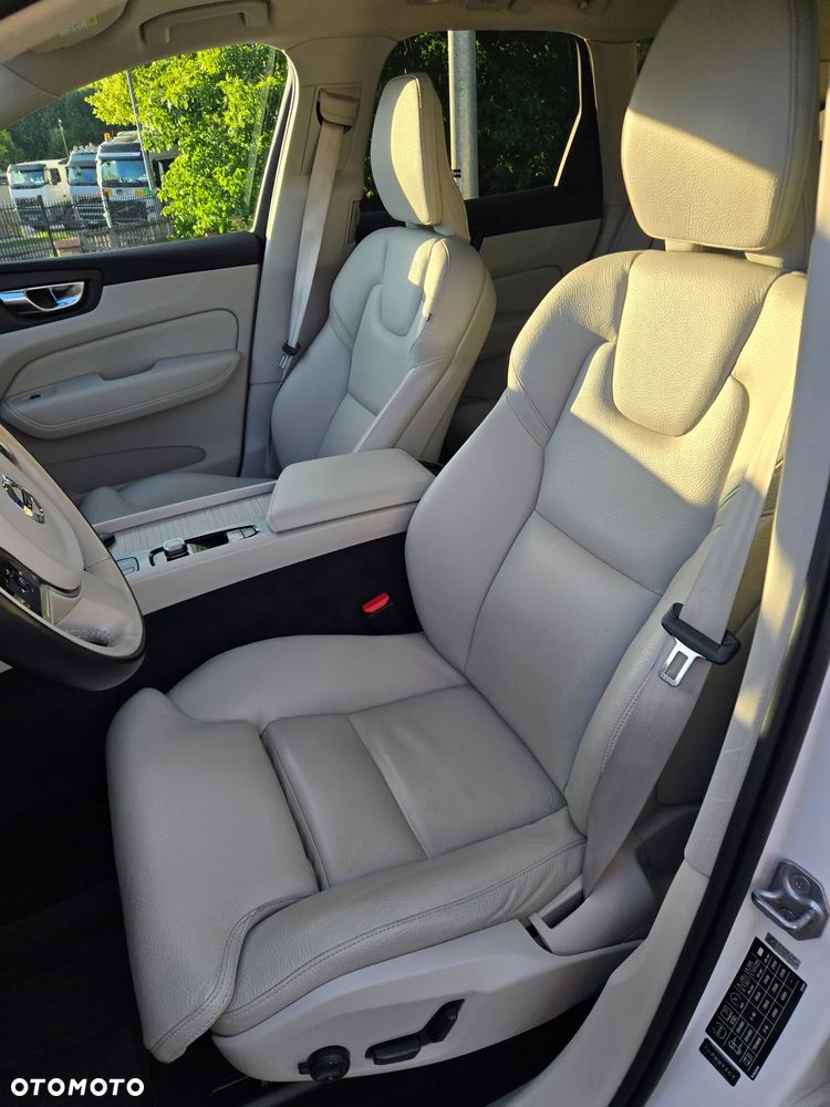 Volvo XC 60 B4 D AWD Inscription - 10