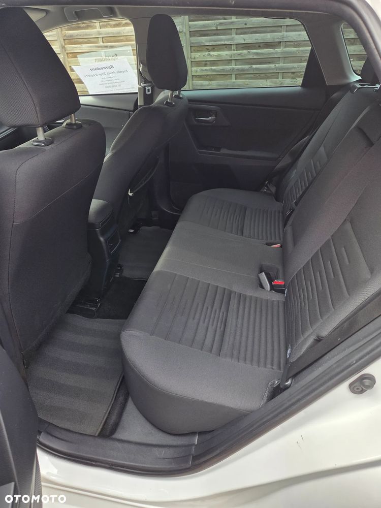 Toyota Auris 1.6 Prestige - 11