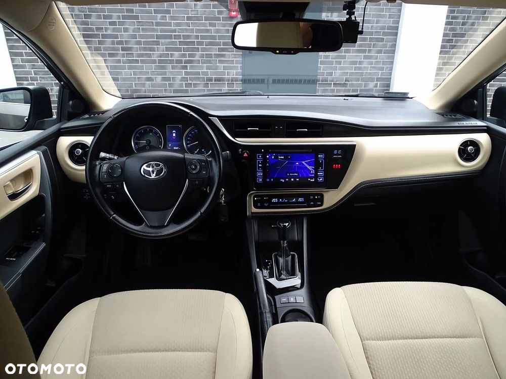 Toyota Corolla 1.6 Comfort MS - 6