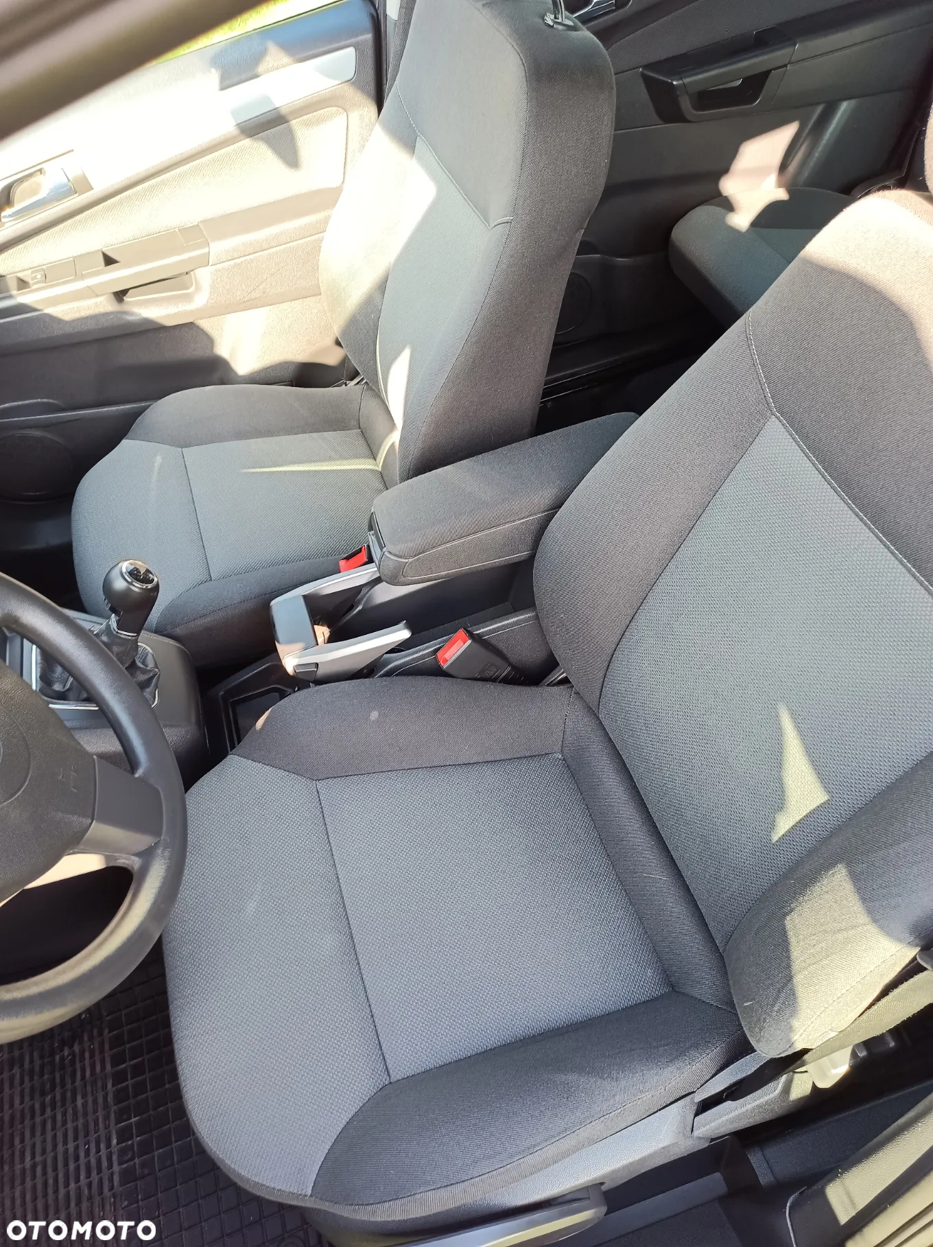 Opel Zafira 1.6 - 5